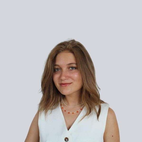 سارة ابو طيره