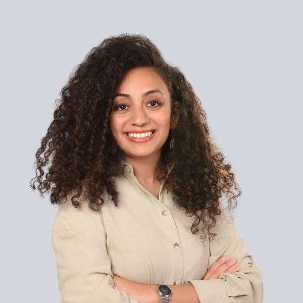 سالى بشاى